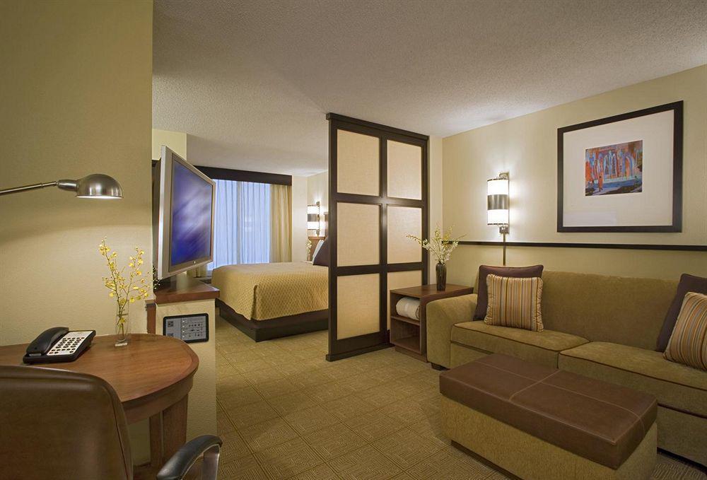 Hyatt Place Detroit/Livonia Phòng bức ảnh